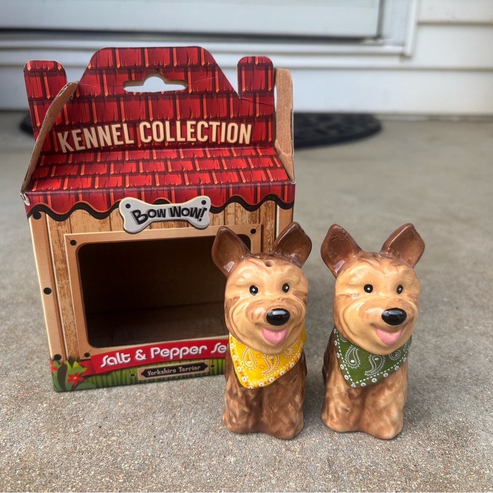 Kennel Collection Yorkshire Terrier Salt And Pepper Shakers